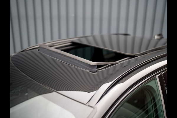 Volvo XC60 2.0 T6 Plug-in hybrid AWD Ultra Black Edition Prijs Rijklaar!!