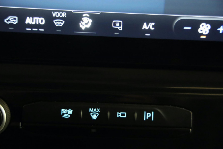 Ford Transit 330 2.0 TDCI L3/H2 AUTOMAAT CAMERA TREKHAAK DRIVER ASS CLIMA TREKHAAK ZEER VOL UITGERUST LEASE V/A €188,- p.m.