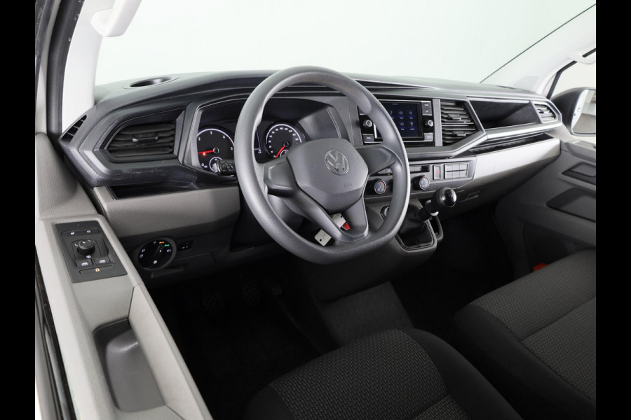 Volkswagen Transporter 2.0 TDI L2H1 28 Comfortline 110 pk | Verlengde garantie | Navigatie via App | Parkeersensoren achter | Cruise control |