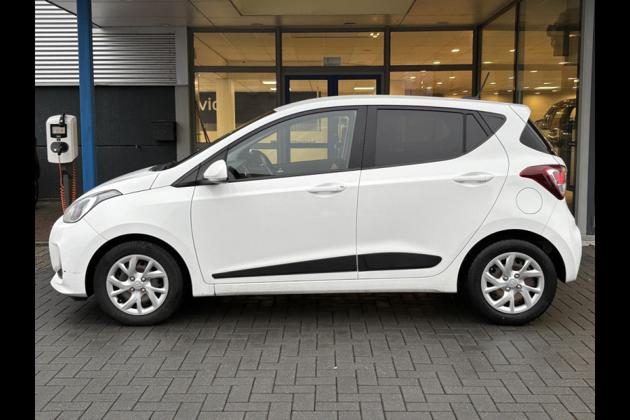 Hyundai i10 1.0i Premium | Stoelverwarming | Cruise Control | Parkeersensoren | Navigatie & Carplay |