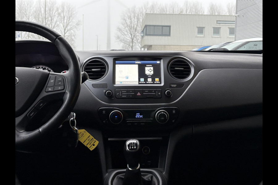 Hyundai i10 1.0i Premium | Stoelverwarming | Cruise Control | Parkeersensoren | Navigatie & Carplay |