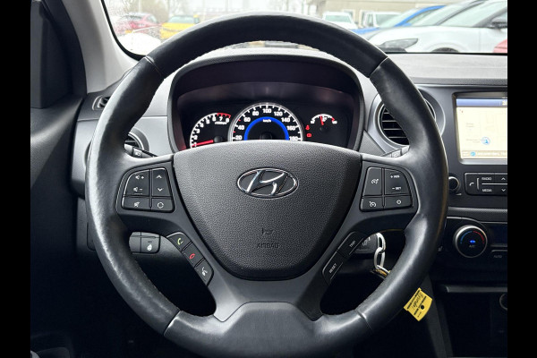 Hyundai i10 1.0i Premium | Stoelverwarming | Cruise Control | Parkeersensoren | Navigatie & Carplay |
