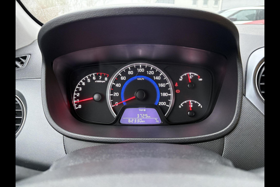 Hyundai i10 1.0i Premium | Stoelverwarming | Cruise Control | Parkeersensoren | Navigatie & Carplay |