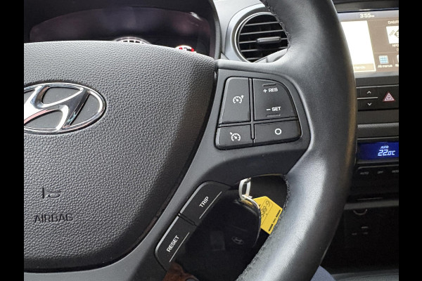 Hyundai i10 1.0i Premium | Stoelverwarming | Cruise Control | Parkeersensoren | Navigatie & Carplay |