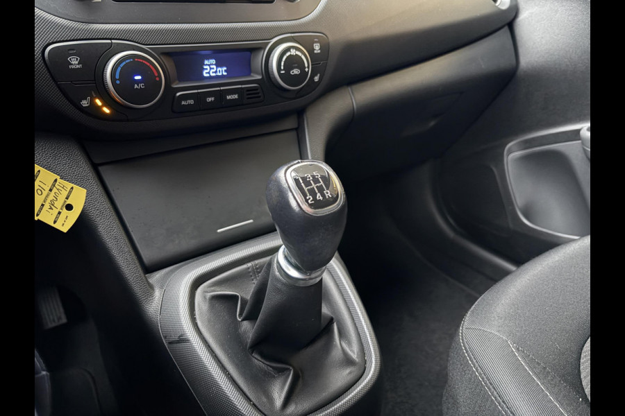 Hyundai i10 1.0i Premium | Stoelverwarming | Cruise Control | Parkeersensoren | Navigatie & Carplay |