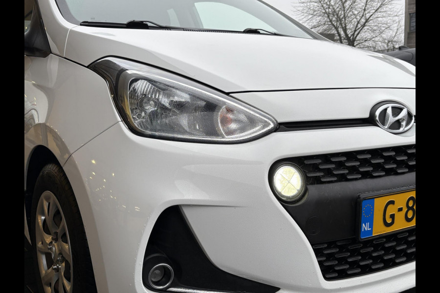 Hyundai i10 1.0i Premium | Stoelverwarming | Cruise Control | Parkeersensoren | Navigatie & Carplay |