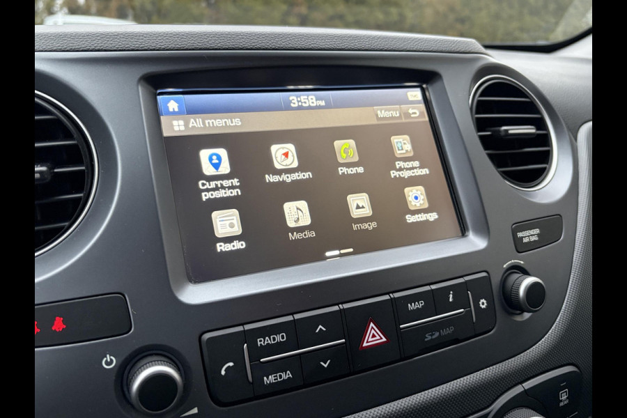 Hyundai i10 1.0i Premium | Stoelverwarming | Cruise Control | Parkeersensoren | Navigatie & Carplay |