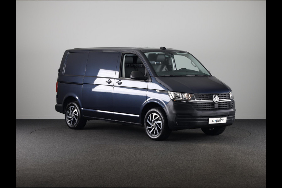 Volkswagen Transporter 2.0 TDI L1H1 150 pk | Navigatie | Trekhaak (afneembaar) | Parkeersensoren | Achteruitrijcamera |