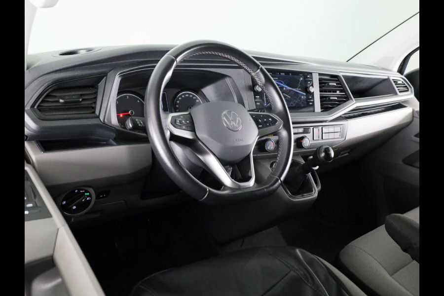 Volkswagen Transporter 2.0 TDI L1H1 150 pk | Navigatie | Trekhaak (afneembaar) | Parkeersensoren | Achteruitrijcamera |