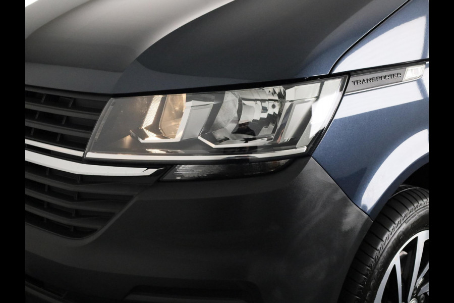 Volkswagen Transporter 2.0 TDI L1H1 150 pk | Navigatie | Trekhaak (afneembaar) | Parkeersensoren | Achteruitrijcamera |
