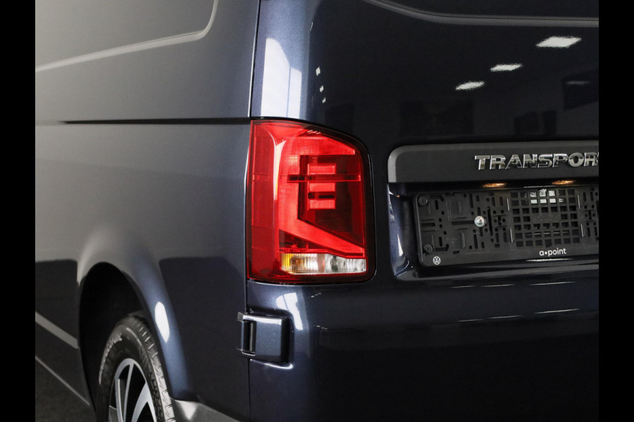 Volkswagen Transporter 2.0 TDI L1H1 150 pk | Navigatie | Trekhaak (afneembaar) | Parkeersensoren | Achteruitrijcamera |