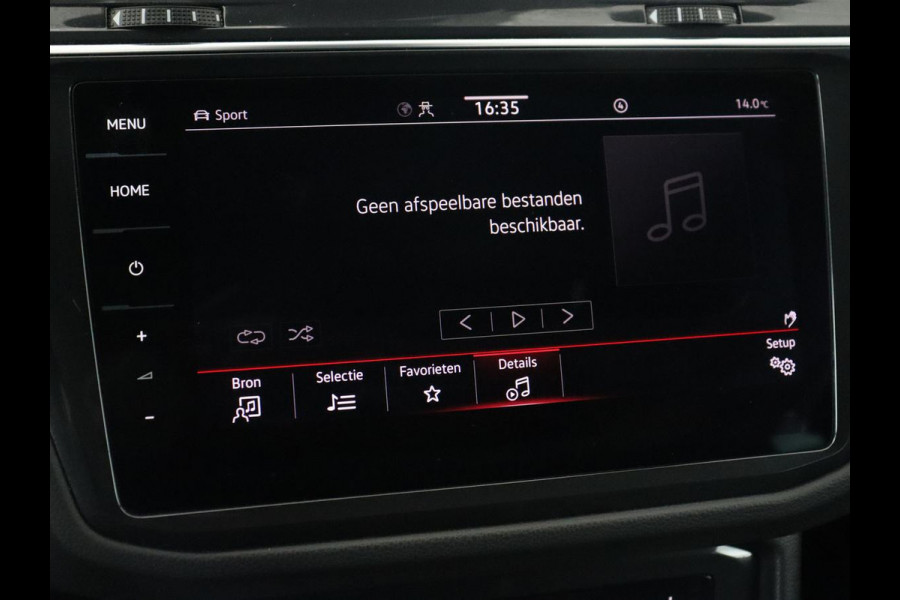 Volkswagen Tiguan 1.4 TSI eHybrid R Line | Panoramadak | Leder | Stoelverwarming | Trekhaak | 360 Camera | Adaptive cruise | Carplay | Matrix LED | Navigatie | Achterbankverwarming | PHEV | Plug In