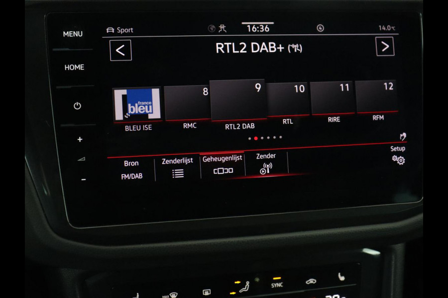 Volkswagen Tiguan 1.4 TSI eHybrid R Line | Panoramadak | Leder | Stoelverwarming | Trekhaak | 360 Camera | Adaptive cruise | Carplay | Matrix LED | Navigatie | Achterbankverwarming | PHEV | Plug In