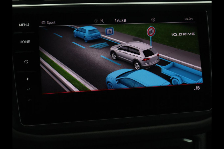 Volkswagen Tiguan 1.4 TSI eHybrid R Line | Panoramadak | Leder | Stoelverwarming | Trekhaak | 360 Camera | Adaptive cruise | Carplay | Matrix LED | Navigatie | Achterbankverwarming | PHEV | Plug In