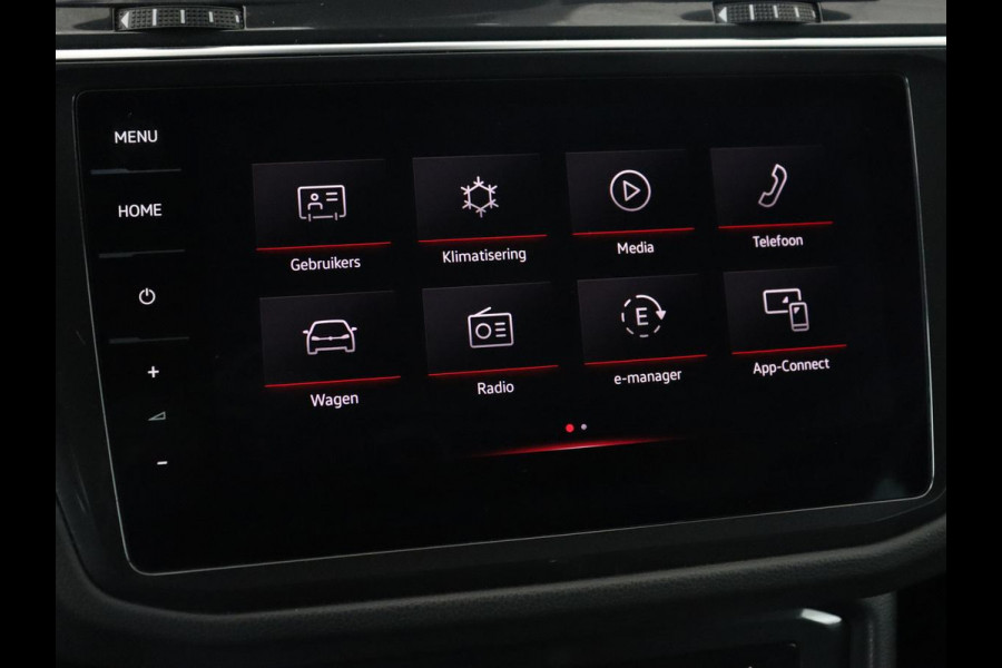 Volkswagen Tiguan 1.4 TSI eHybrid R Line | Panoramadak | Leder | Stoelverwarming | Trekhaak | 360 Camera | Adaptive cruise | Carplay | Matrix LED | Navigatie | Achterbankverwarming | PHEV | Plug In