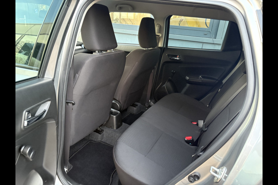 Suzuki Swift 1.2 90pk Select 5-drs. CAMERA/CARPLAY/AIRCO/LED/STOELVERW./16INCH