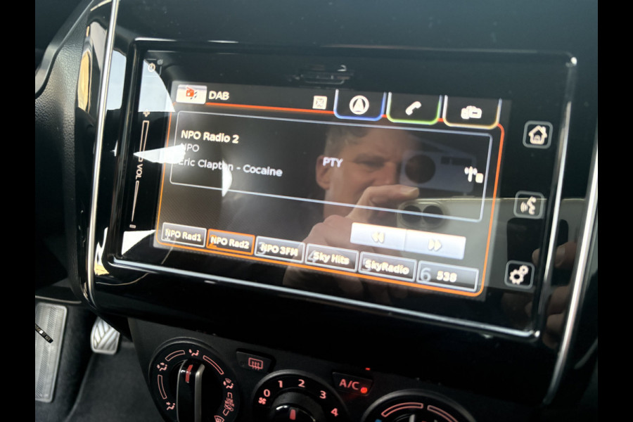 Suzuki Swift 1.2 90pk Select 5-drs. CAMERA/CARPLAY/AIRCO/LED/STOELVERW./16INCH