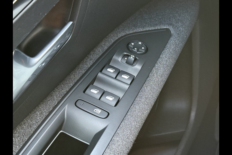 Peugeot 5008 BWJ 10-2021 | 1.2T 131PK 7PERS ACTIVE | CLIMA | NAVI | CRUISE | 17'' LMV | PDC |