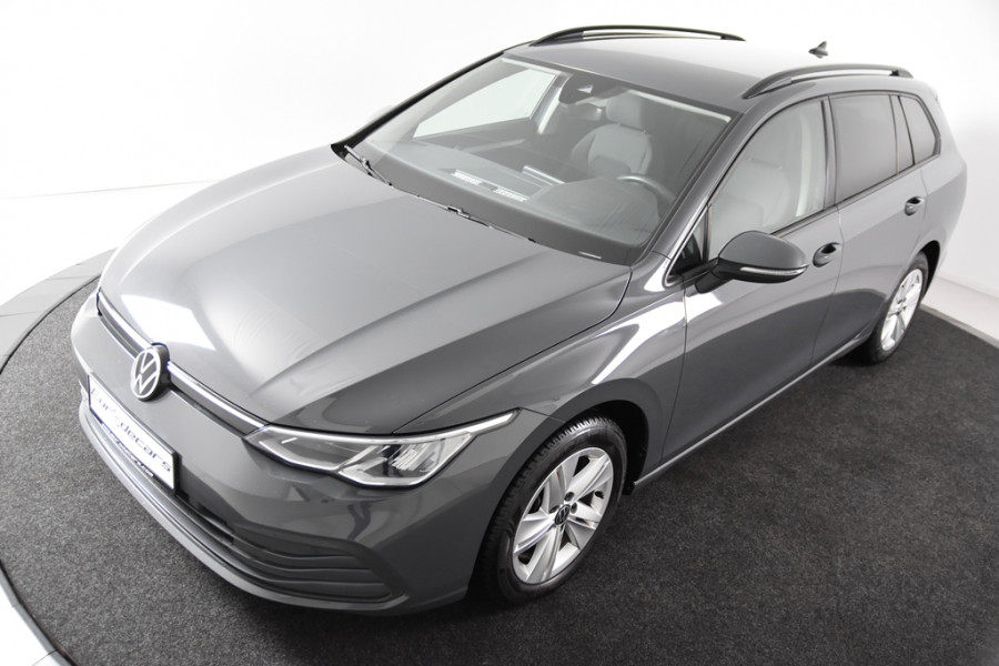 Volkswagen Golf VIII Variant DSG *1ste Eigenaar*Navigatie*Stoelverwarming*Camera*