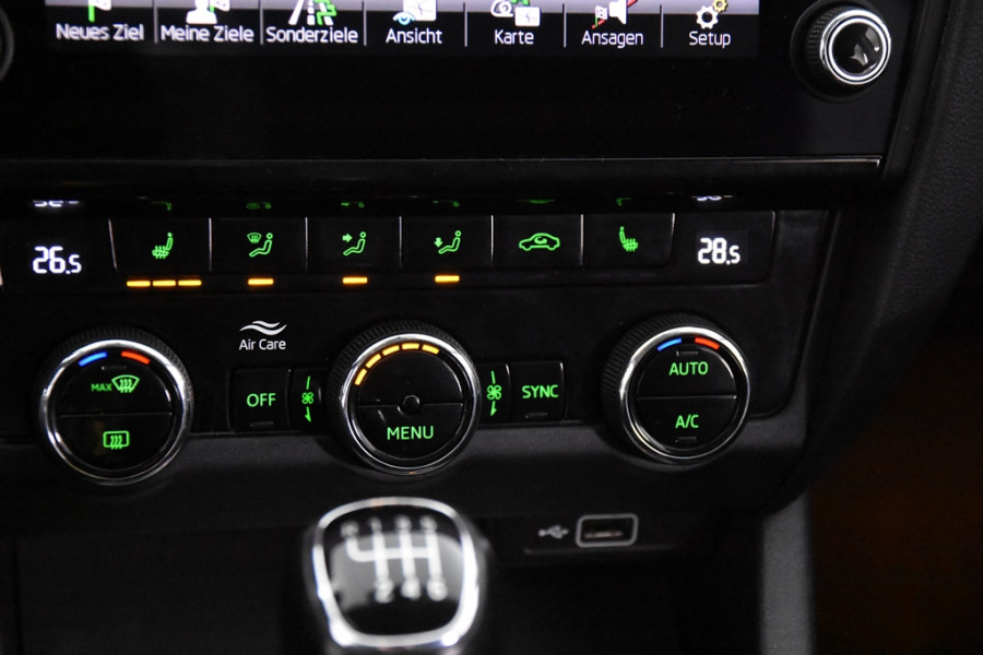 Škoda Octavia Combi 1.0 TSI Combi *1ste Eigenaar*Navigatie*PDC*Stoelverwarming*