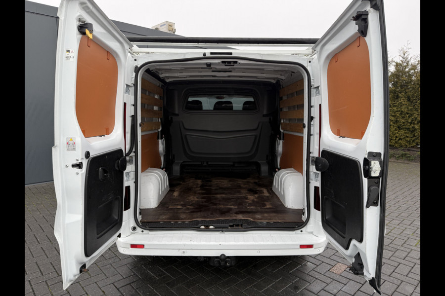 Renault Trafic 2.0 dCi 120 PK / L2H1 / DUBBELE CABINE / TREKHAAK / IMPERIAAL / 6-PERS / LED / AIRCO / CRUISE