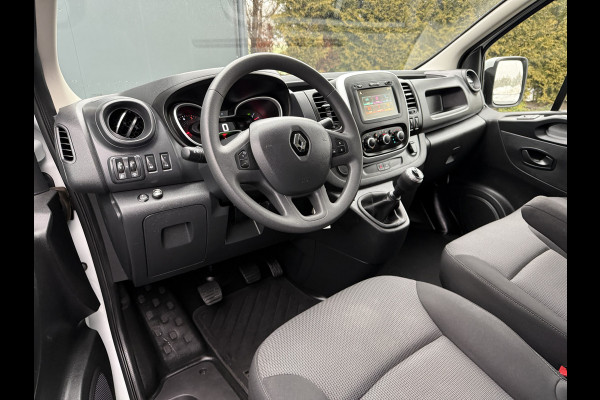 Renault Trafic 2.0 dCi 120 PK / L2H1 / DUBBELE CABINE / TREKHAAK / IMPERIAAL / 6-PERS / LED / AIRCO / CRUISE