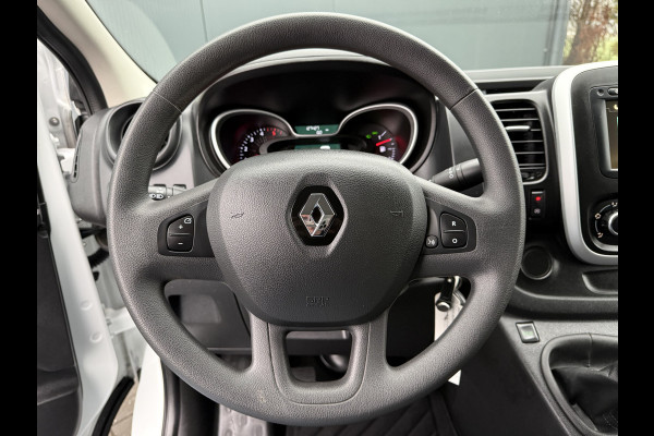 Renault Trafic 2.0 dCi 120 PK / L2H1 / DUBBELE CABINE / TREKHAAK / IMPERIAAL / 6-PERS / LED / AIRCO / CRUISE