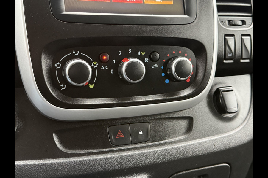 Renault Trafic 2.0 dCi 120 PK / L2H1 / DUBBELE CABINE / TREKHAAK / IMPERIAAL / 6-PERS / LED / AIRCO / CRUISE