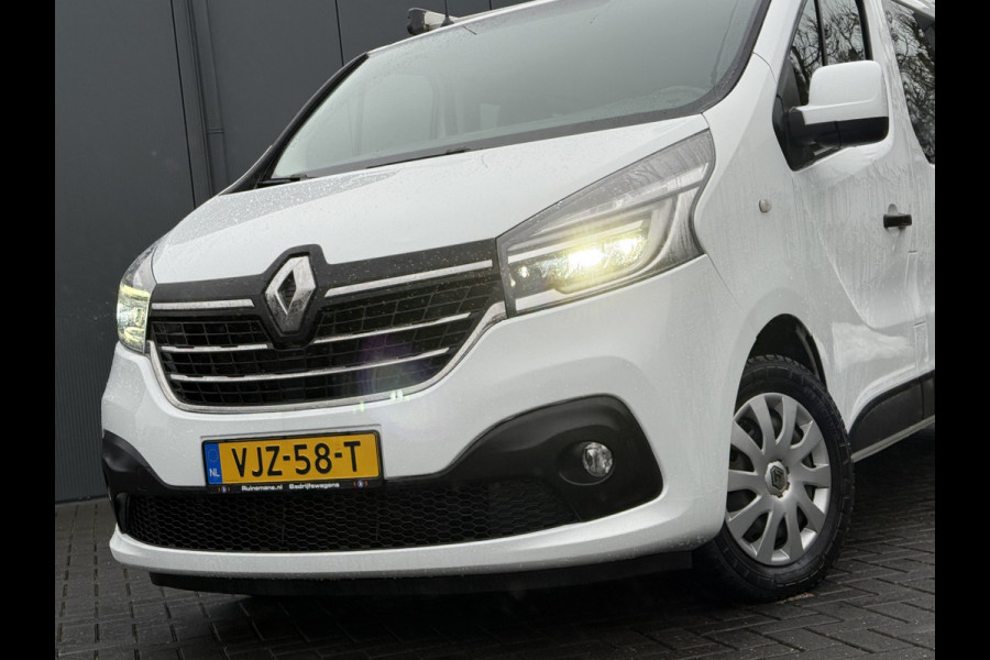 Renault Trafic 2.0 dCi 120 PK / L2H1 / DUBBELE CABINE / TREKHAAK / IMPERIAAL / 6-PERS / LED / AIRCO / CRUISE