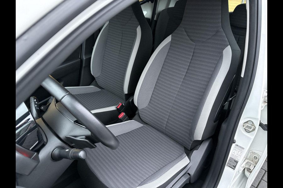 Toyota Aygo 1.0 VVT-i x-play | Carplay | Achteruitrijcamera | Airco | Automaat