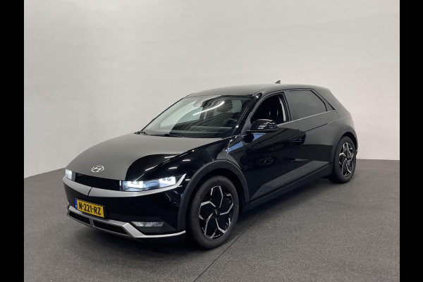 Hyundai IONIQ 5 Style 58 kWh SOH 98% Warmtepomp Airco ECC Navi Carplay Virtual Dashboard Trekhaak PDC VA+ Camera Full LED Adaptive Cruise 19" Velgen