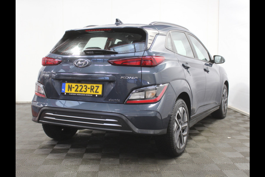 Hyundai Kona EV Comfort 64 kWh CAMERA | NAVI | CARPLAY | LMV17 | LED | PDC | CLIMATE | DAB | ADAPCRUISE