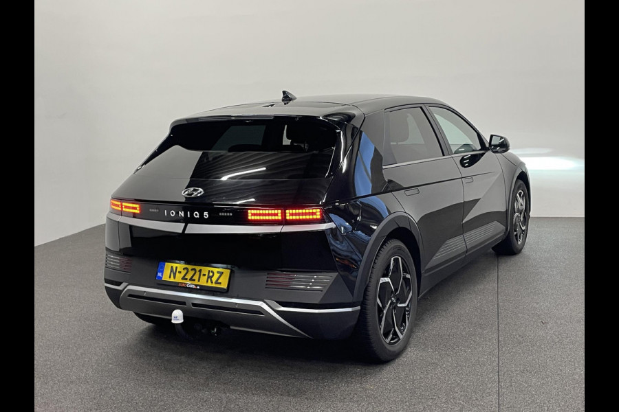 Hyundai IONIQ 5 Style 58 kWh SOH 98% Warmtepomp Airco ECC Navi Carplay Virtual Dashboard Trekhaak PDC VA+ Camera Full LED Adaptive Cruise 19" Velgen