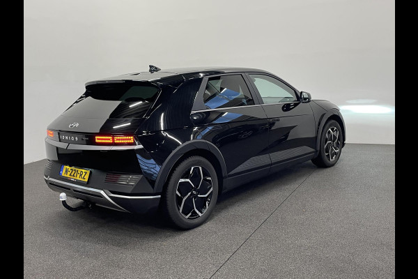 Hyundai IONIQ 5 Style 58 kWh SOH 98% Warmtepomp Airco ECC Navi Carplay Virtual Dashboard Trekhaak PDC VA+ Camera Full LED Adaptive Cruise 19" Velgen