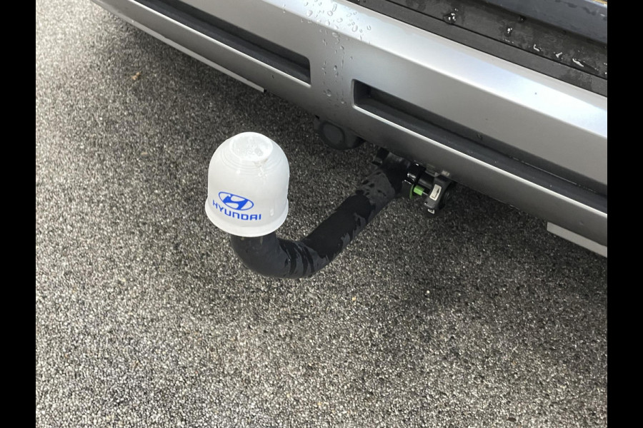 Hyundai IONIQ 5 Style 58 kWh SOH 98% Warmtepomp Airco ECC Navi Carplay Virtual Dashboard Trekhaak PDC VA+ Camera Full LED Adaptive Cruise 19" Velgen