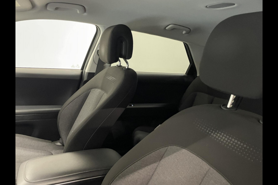 Hyundai IONIQ 5 Style 58 kWh SOH 98% Warmtepomp Airco ECC Navi Carplay Virtual Dashboard Trekhaak PDC VA+ Camera Full LED Adaptive Cruise 19" Velgen