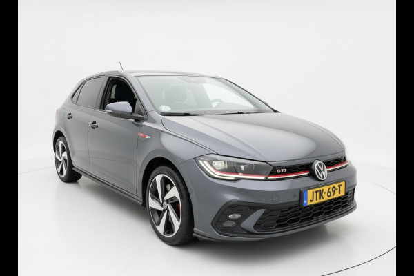 Volkswagen Polo 2.0 TSI 210PK GTI-SPORT LED VIRTUAL/LED/CARPLAY FABRIEKS GARANTIE