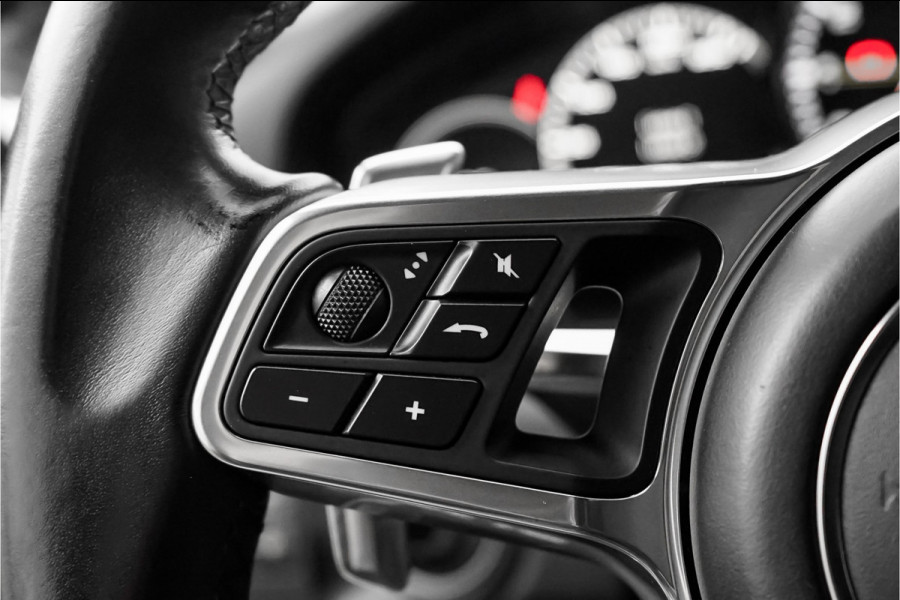 Porsche Cayenne Coupé 3.0 E-Hybrid Sport Chrono Memory 360° 22"