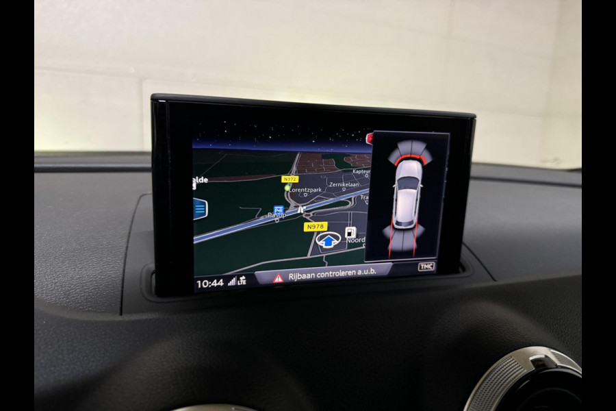 Audi A3 Sportback 35 TFSI 3x S-Line Black Edition Pano NAP