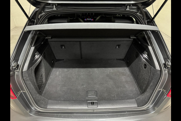 Audi A3 Sportback 35 TFSI 3x S-Line Black Edition Pano NAP