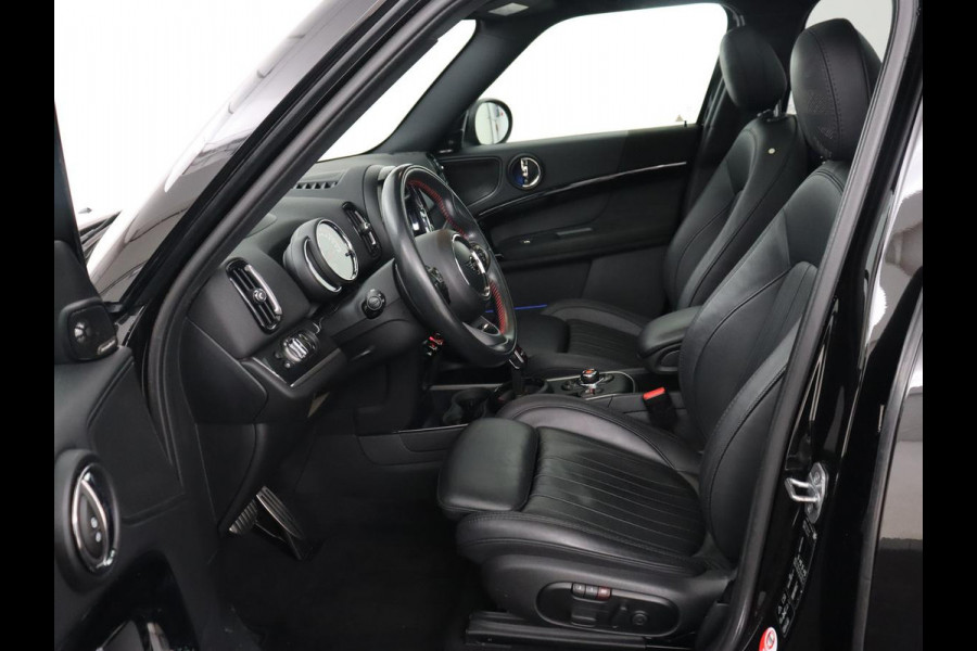 MINI Countryman 2.0 John Cooper Works ALL4 Chili | Panoramadak | Leder | Adaptive cruise | Stoelverwarming | Head-Up | Camera | Memory | Carplay | Navigatie | Full LED | Origineel NL