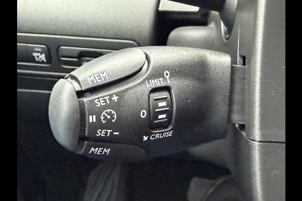 Citroën C3 Aircross 130pk Feel (Grip Controle - LED - 16"incl 4S - Navigatie - Automatische Airco - Apple Carplay)