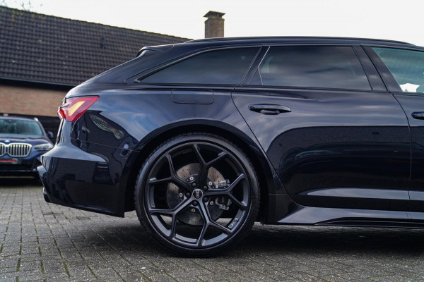 Audi RS6 Avant RS6 TFSI Quattro | B&O Advanced | Dynamic PLUS pakket | Keramisch | 360cam | HuD | Competition Velgen | Nightvision