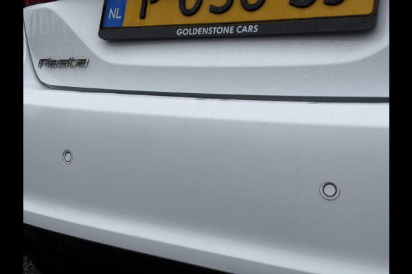Ford Fiesta 1.0 EcoBoost Hybrid ST-Line X Navi,125pk,6 Bak,Carplay,Camera,Stoelverw,Stuurverw,Clima,Cruise,Pdc V+A,Lm velgen,N.A.P,Apk tot 04-2027