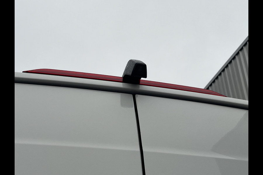Volkswagen Crafter 35 2.0 TDI L4H3*AUTOMAAT*A/C*CAMERA*CARPLAY*