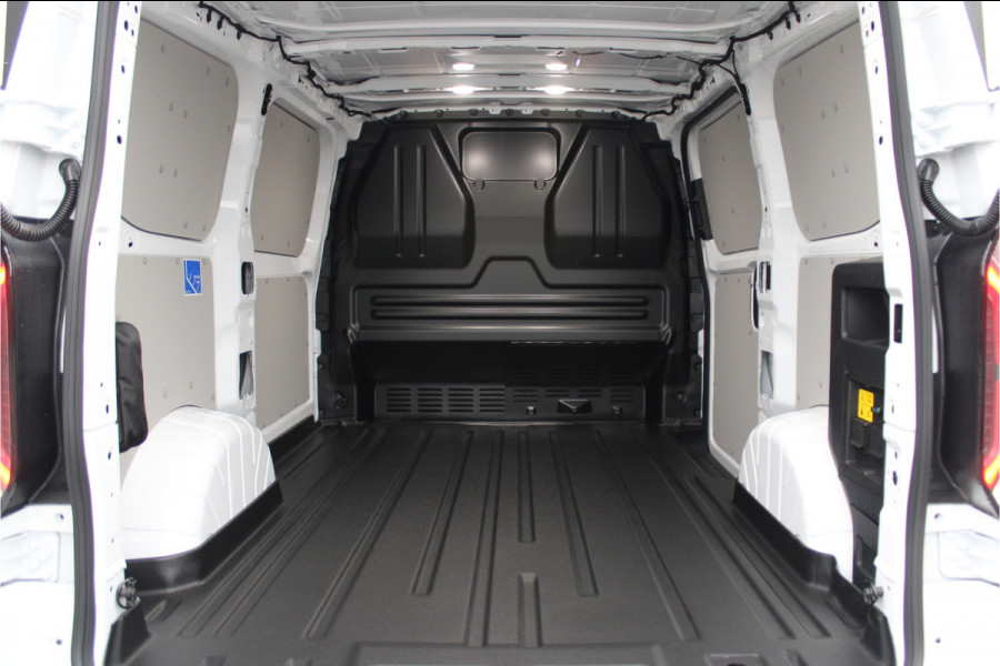 Ford E-Transit Custom 320 L1H1 Limited 65 kWh 218pk - Trekhaak - Pro Power - Stoelverwarming - Carplay/Android - Camera - Rijklaar