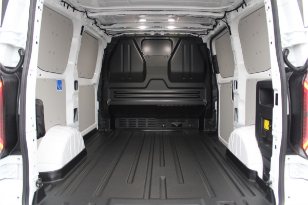 Ford E-Transit Custom 320 L1H1 Limited 65 kWh 218pk - Trekhaak - Pro Power - Stoelverwarming - Carplay/Android - Camera - Rijklaar