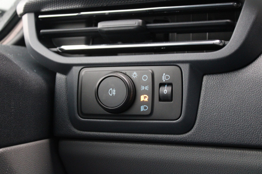 Ford E-Transit Custom 320 L1H1 Limited 65 kWh 218pk - Trekhaak - Pro Power - Stoelverwarming - Carplay/Android - Camera - Rijklaar