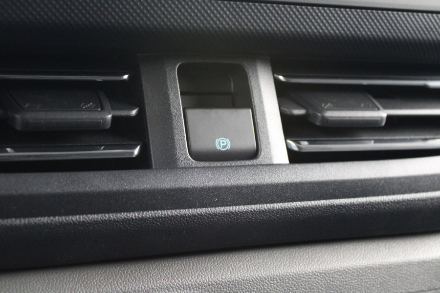 Ford E-Transit Custom 320 L1H1 Limited 65 kWh 218pk - Trekhaak - Pro Power - Stoelverwarming - Carplay/Android - Camera - Rijklaar