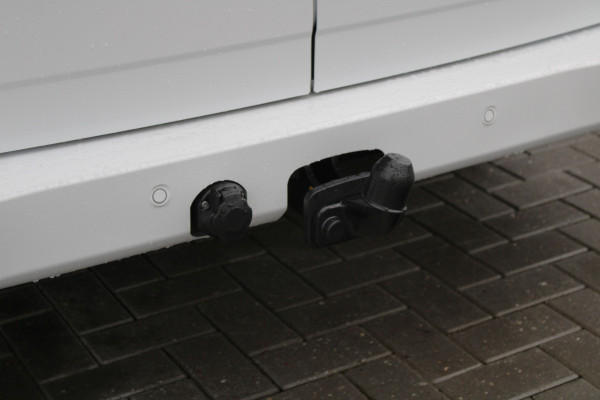 Ford E-Transit Custom 320 L1H1 Limited 65 kWh 218pk - Trekhaak - Pro Power - Stoelverwarming - Carplay/Android - Camera - Rijklaar